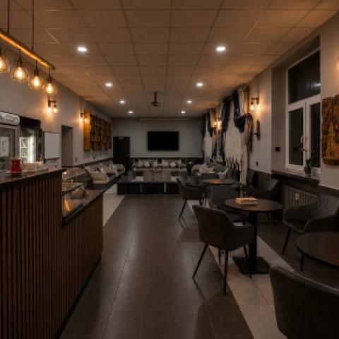 Lounge- & Café-Bereich